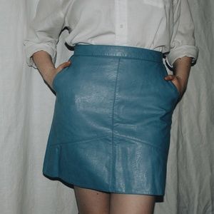 NWOT Baby Blue Vegan Leather Zara Mini Skirt🌟